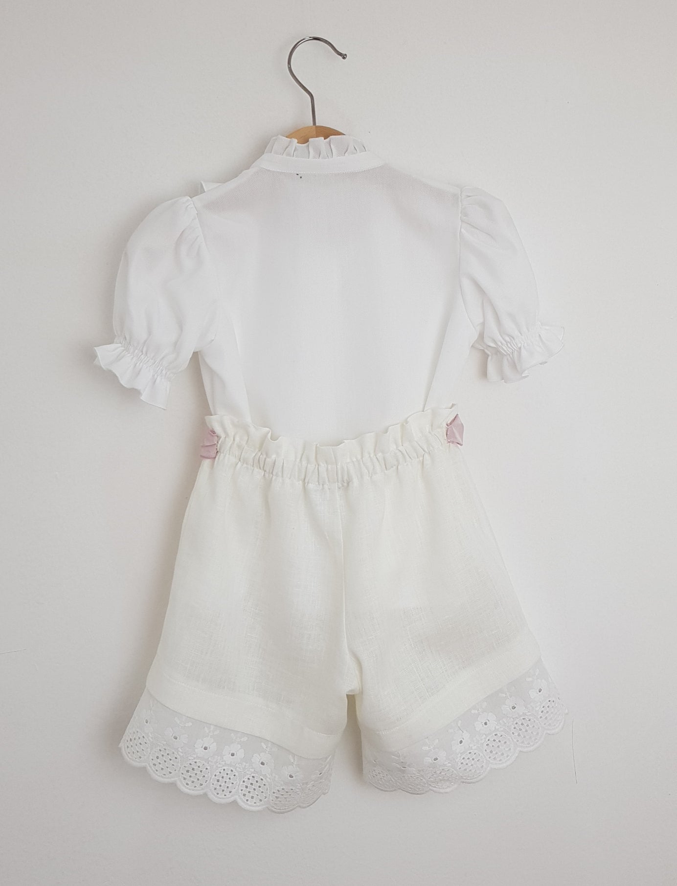 Pantaloncino in lino bianco